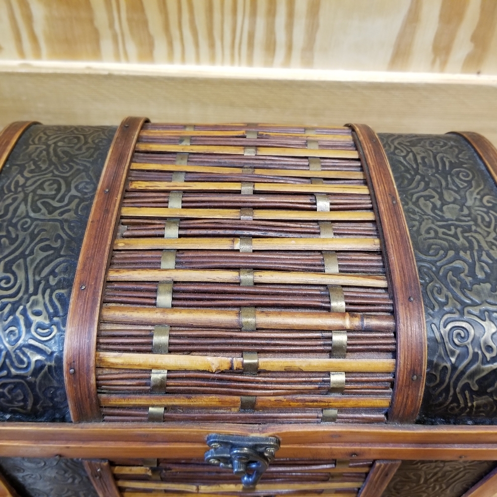 Treasure Box - Picture 3 of 6